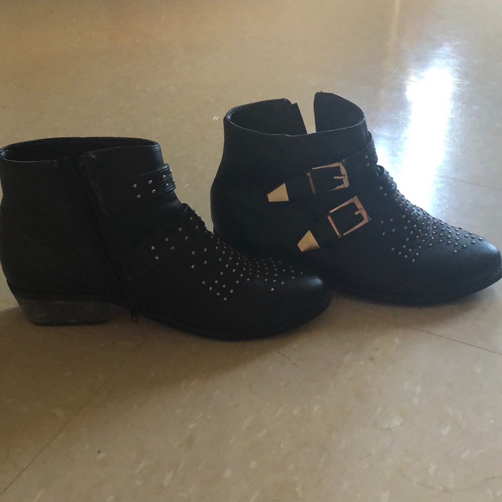 Black leather Studded Ankle Boots